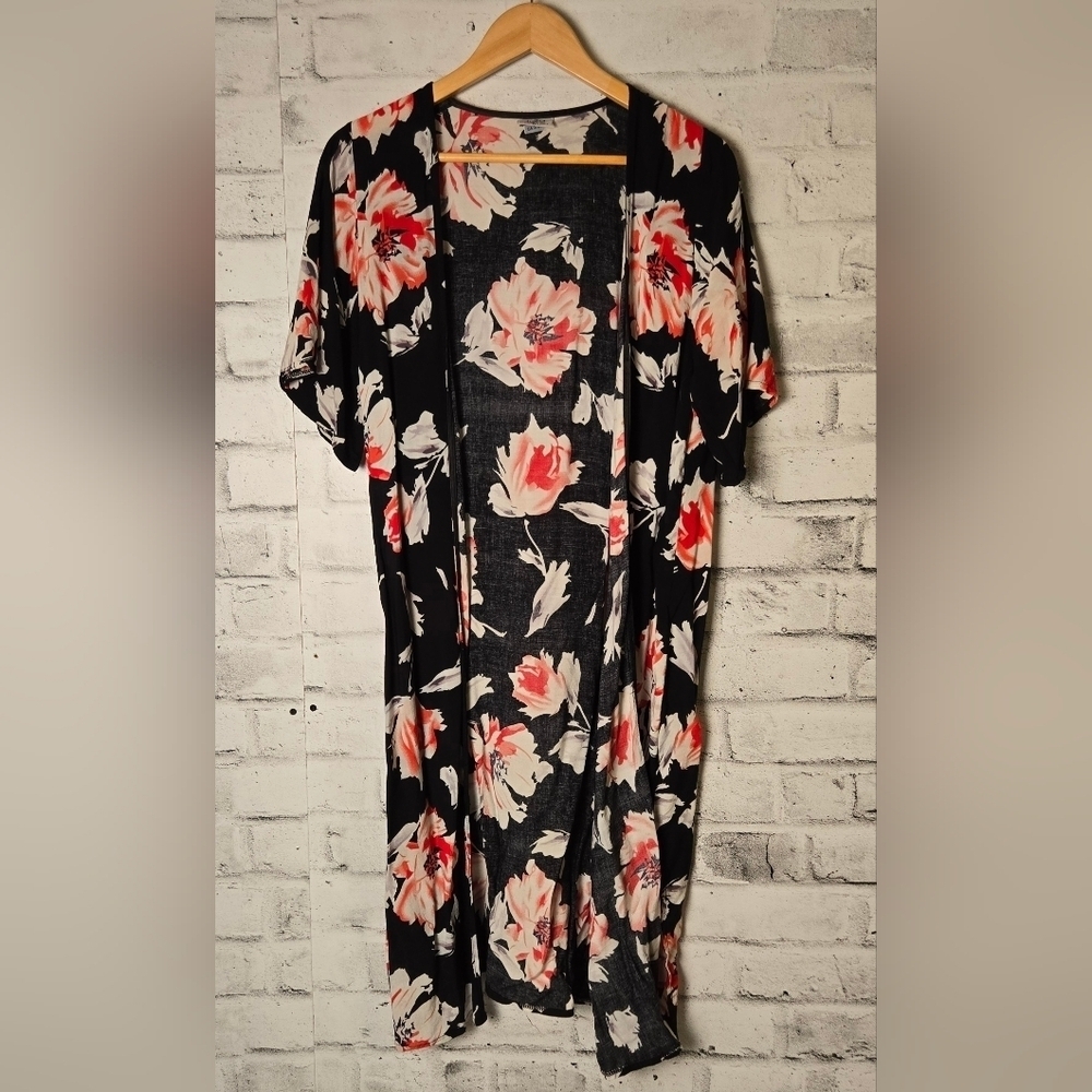 Lulla Collection by Bindya Black Women's Floral Kimono Cardigan